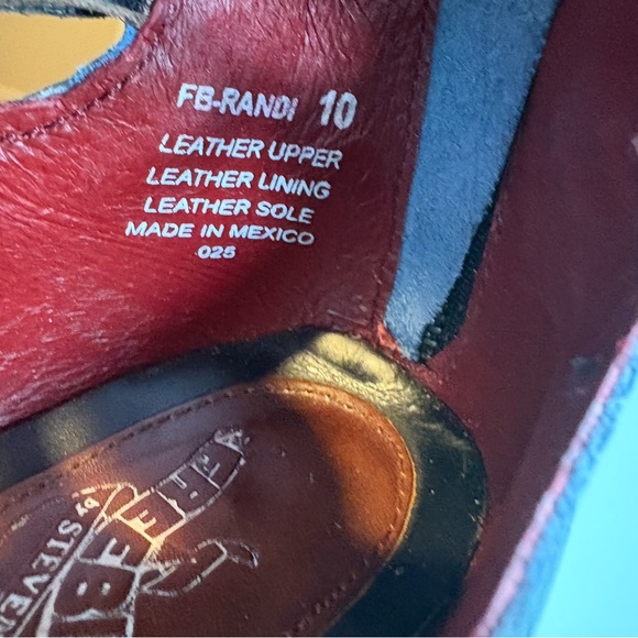 Freebird Randi Turquoise Croc Patterned Heels - Picture 3 of 4